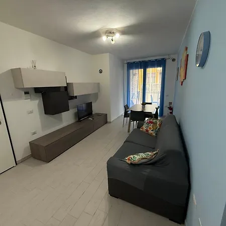 Appartement Toti 96 *